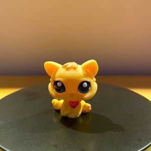 Littlest pet shop cat